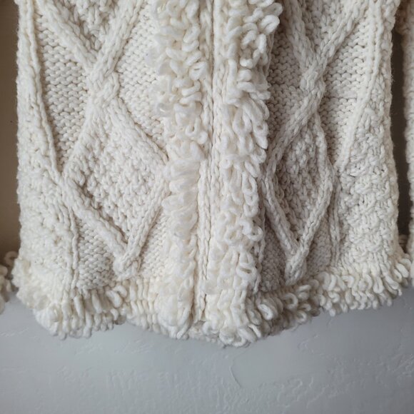 Wara Arts 100% Wool Crochet Knit Sweater - Picture 4 of 8